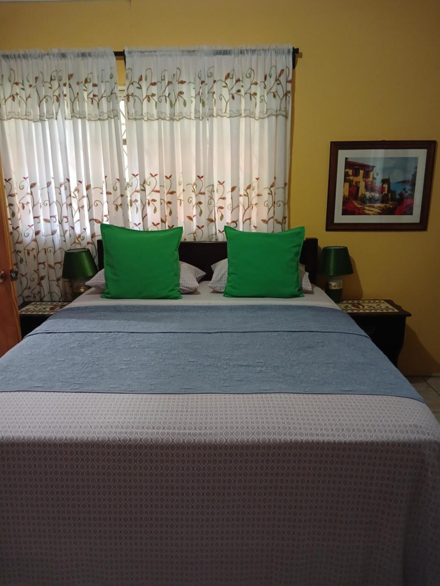 Ultimate Freedom Bed And Breakfast Santa Cruz Kültér fotó